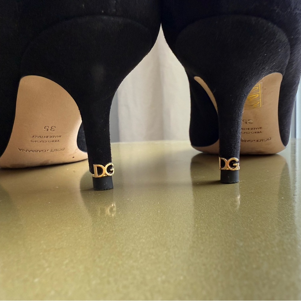 Dolce & Gabbana Black Suede Heels